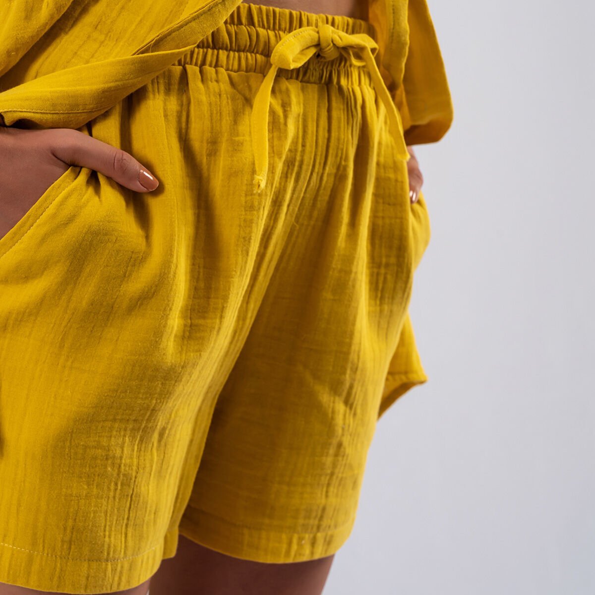 Müslin Hardal Şort